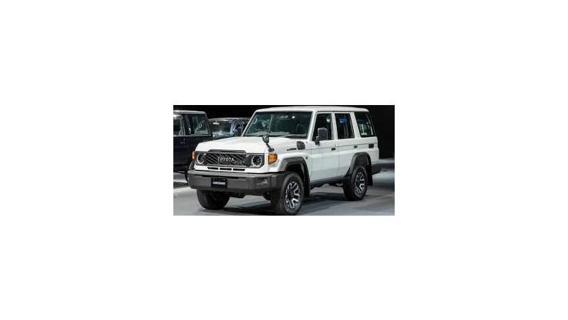 toyota-land-cruiser-70-big-0
