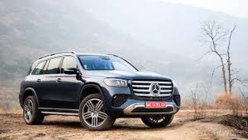 mercedes-benz-gls-big-0