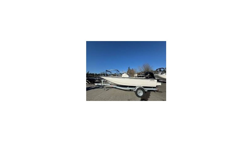 boston-whaler-170-montauk-big-0