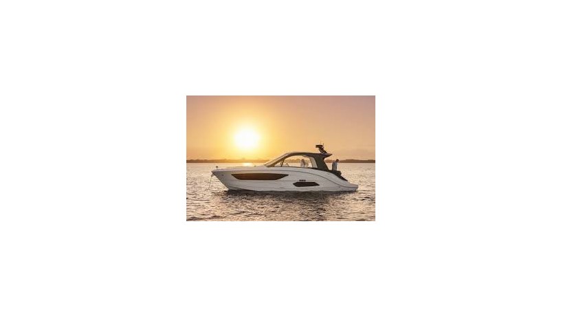 sea-ray-sundancer-370-big-0