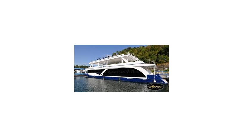 trifecta-60-luxury-houseboat-big-0