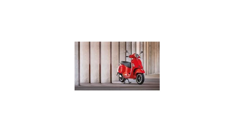 vespa-gts-300-big-0